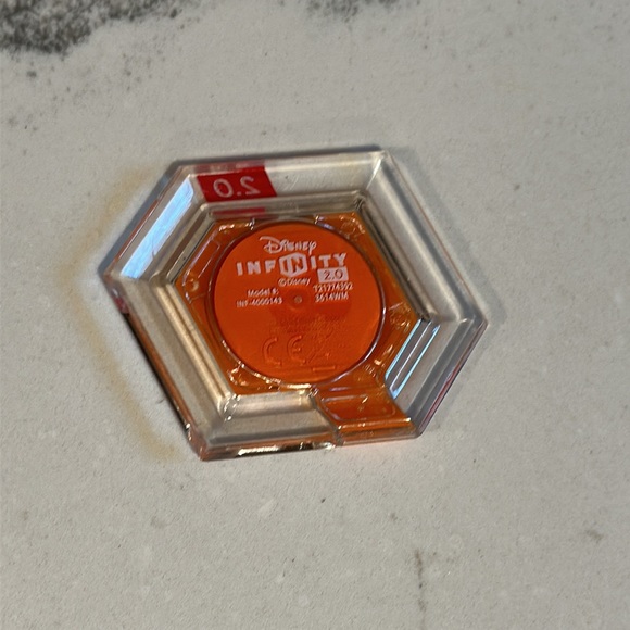 Disney Infinity 2.0 SwineTrek Power Disc - Picture 2 of 2